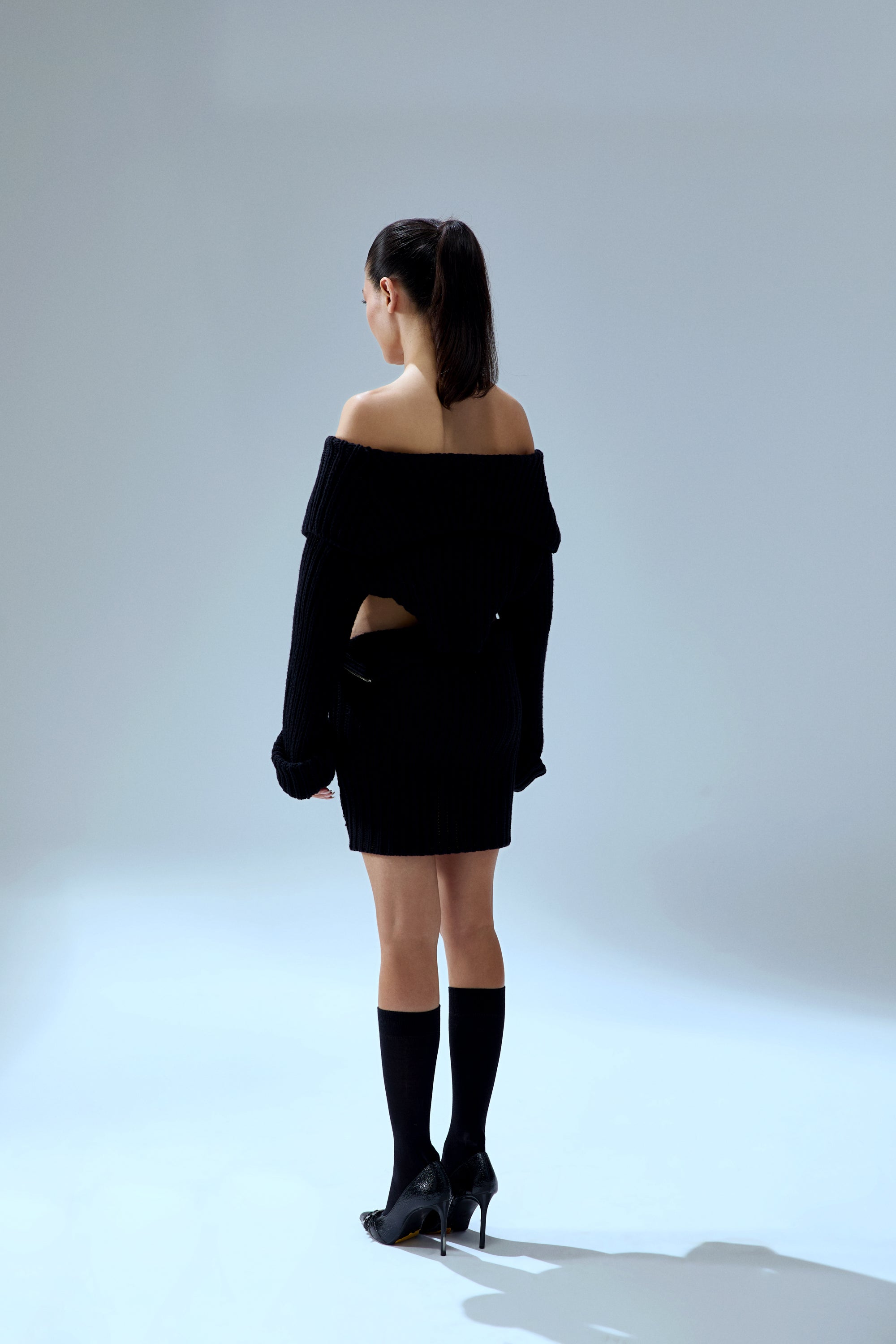 CASHMERE BLEND YOUR *TCH KNIT CROP TOP - BLACK