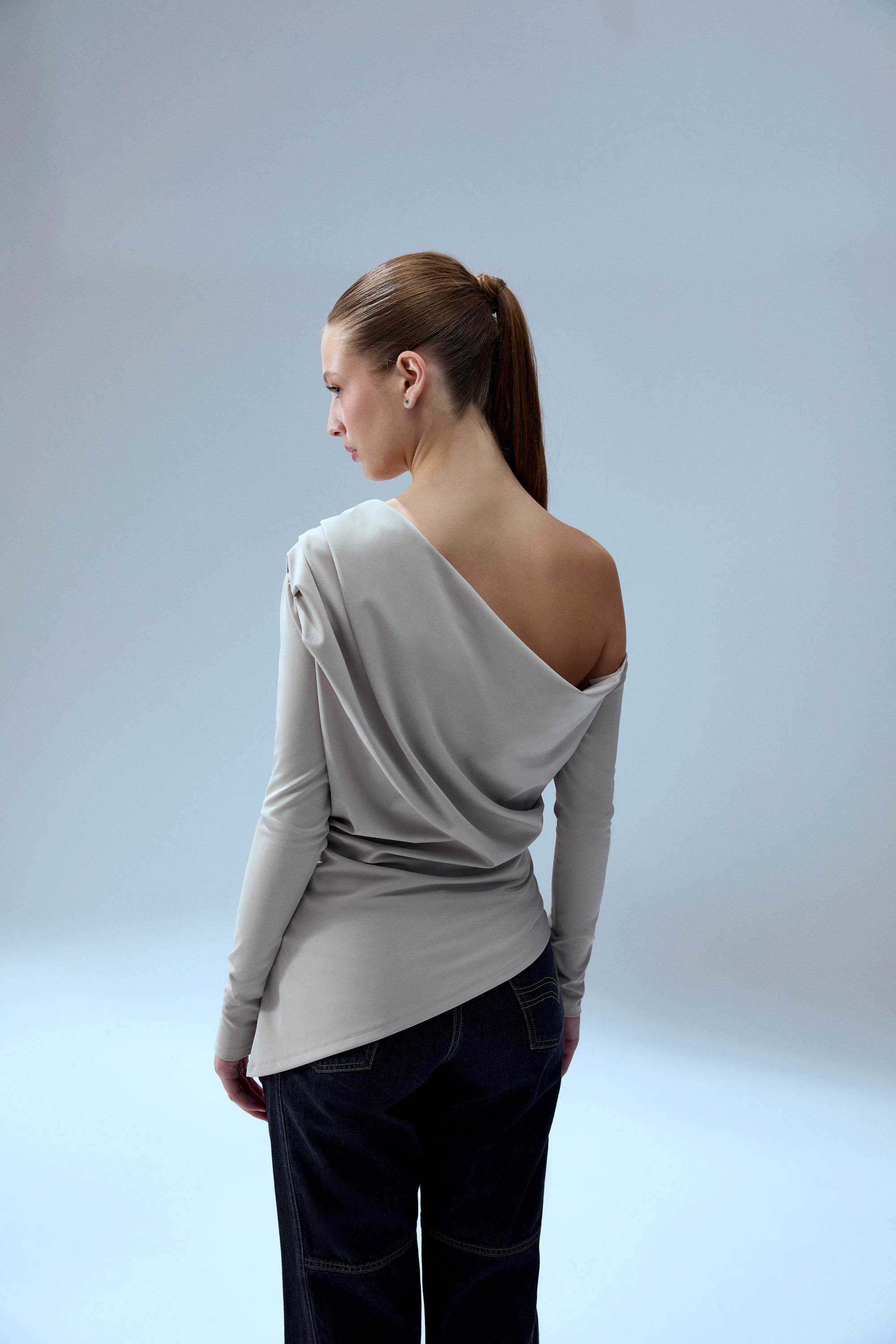 YOUR *ITCH DRAPED LONG SLEEVE TOP - STRING