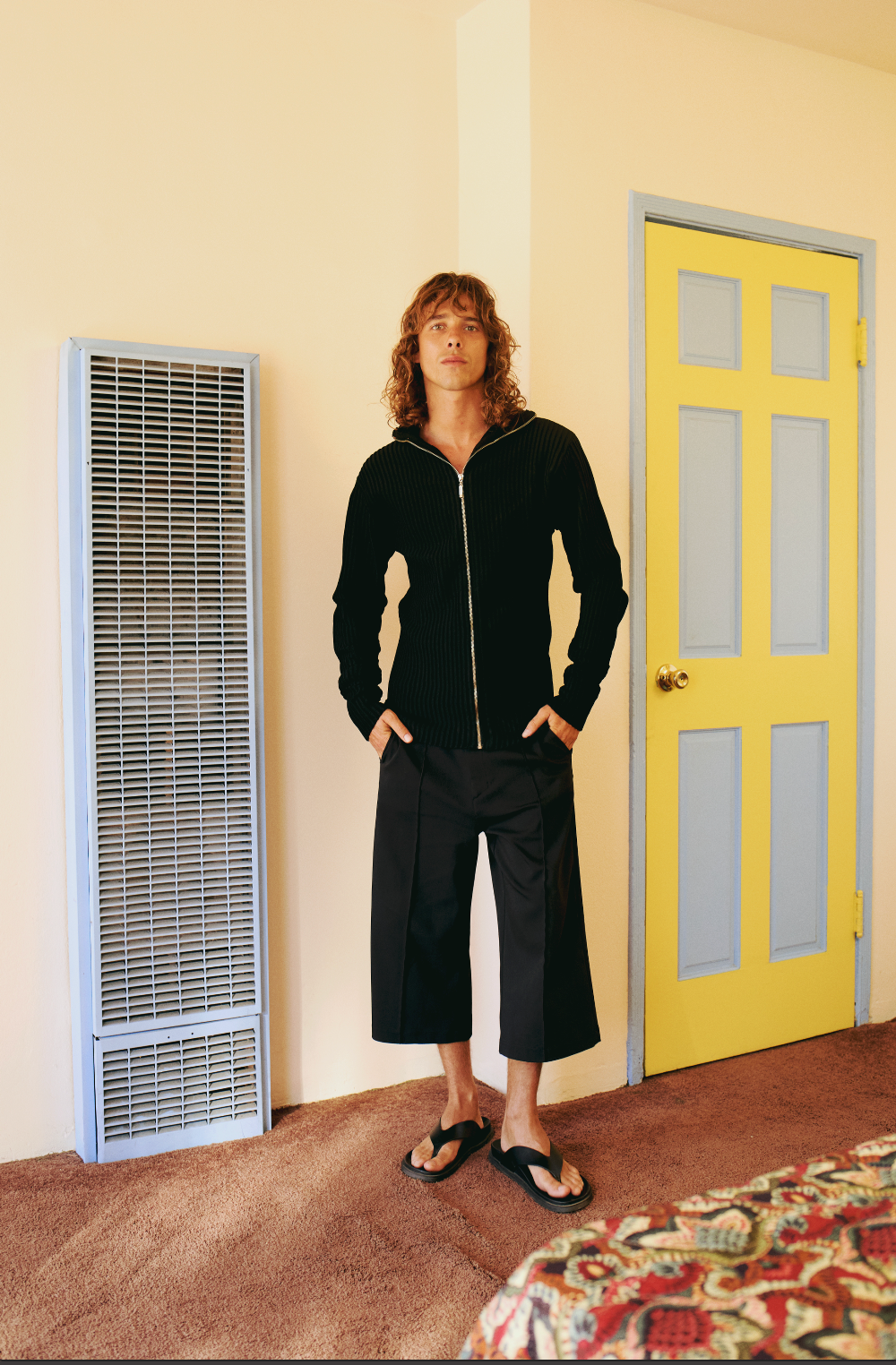 KNIT CARDIGAN WITH ZIP DETAIL - BLACK