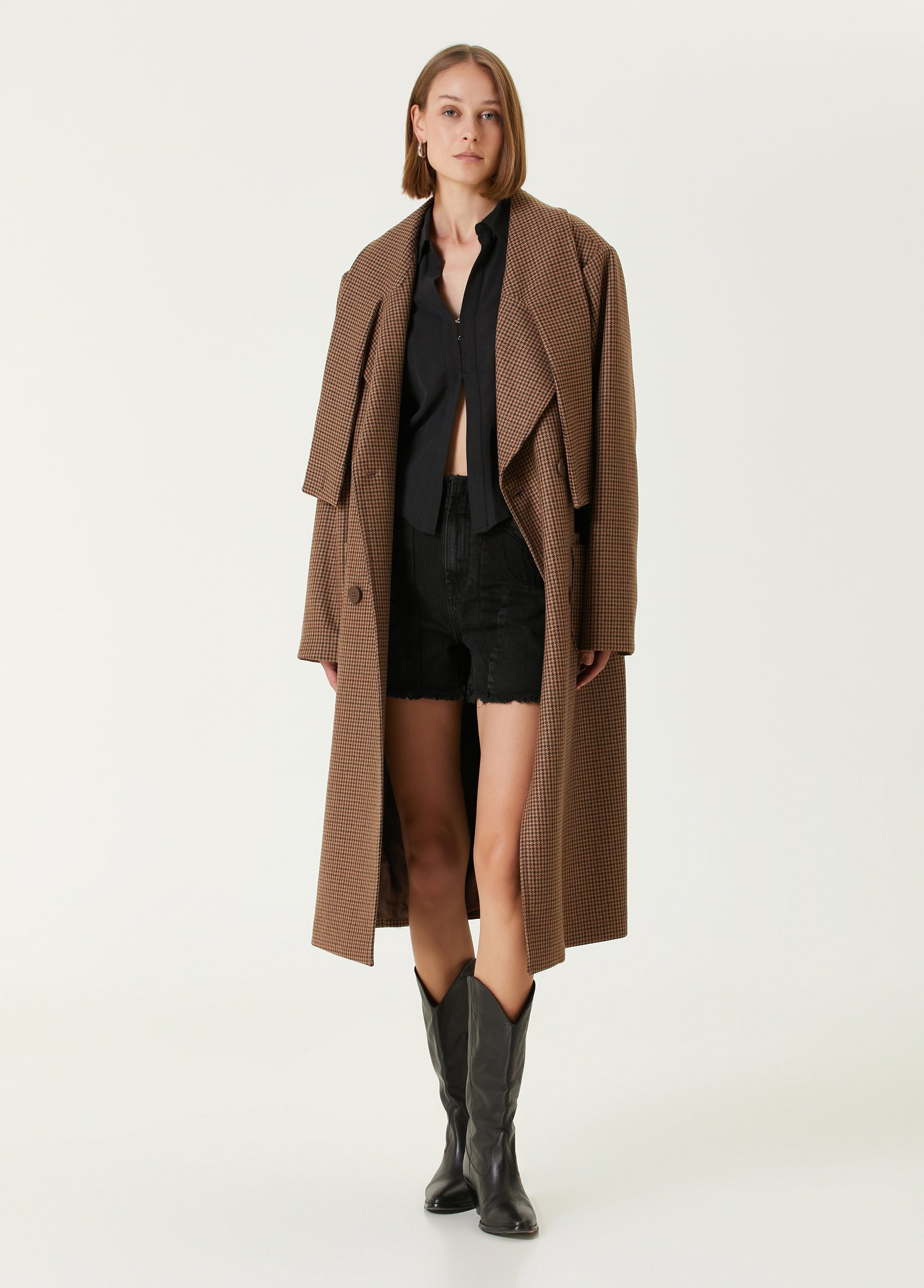 YOUR *ITCH FITTED SHIRT - JET BLACK