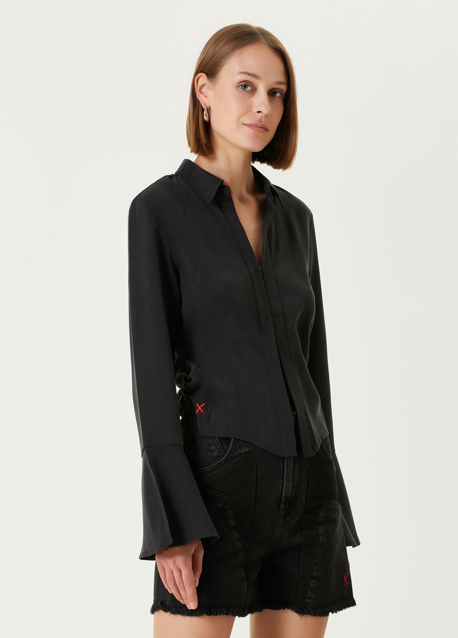 YOUR *ITCH FITTED SHIRT - JET BLACK