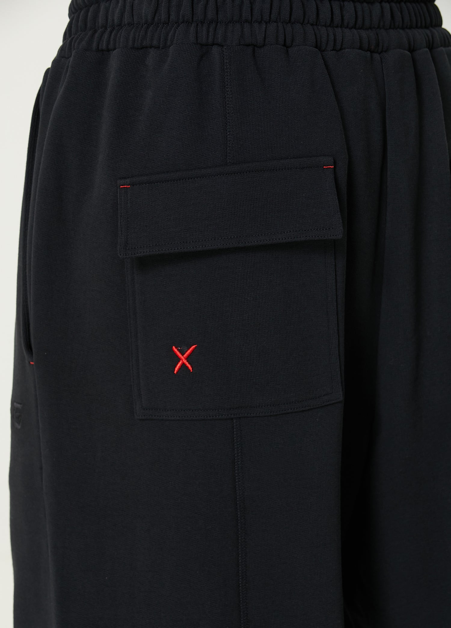 COTTON YOUR *ITCH TWO CORD PANT - JET BLACK