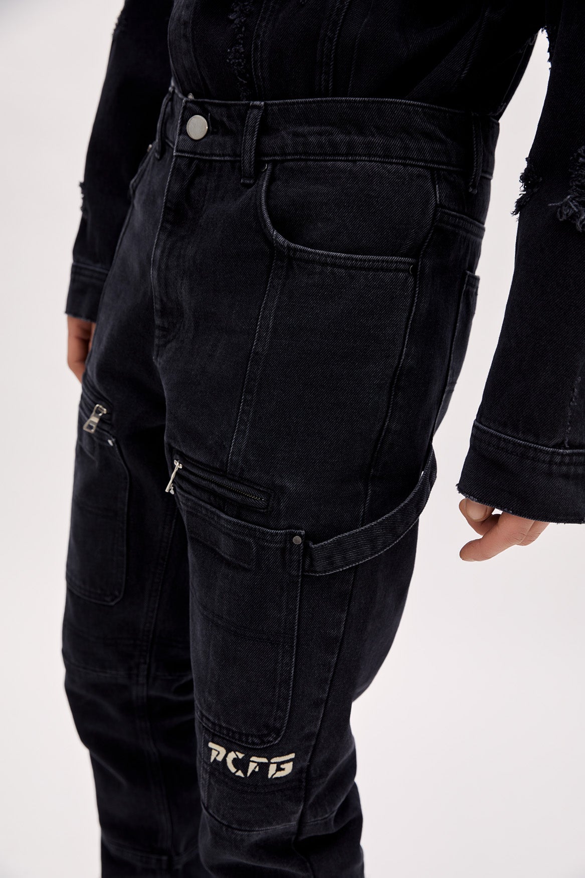 Cotton Cargo Denim Pant With Zip