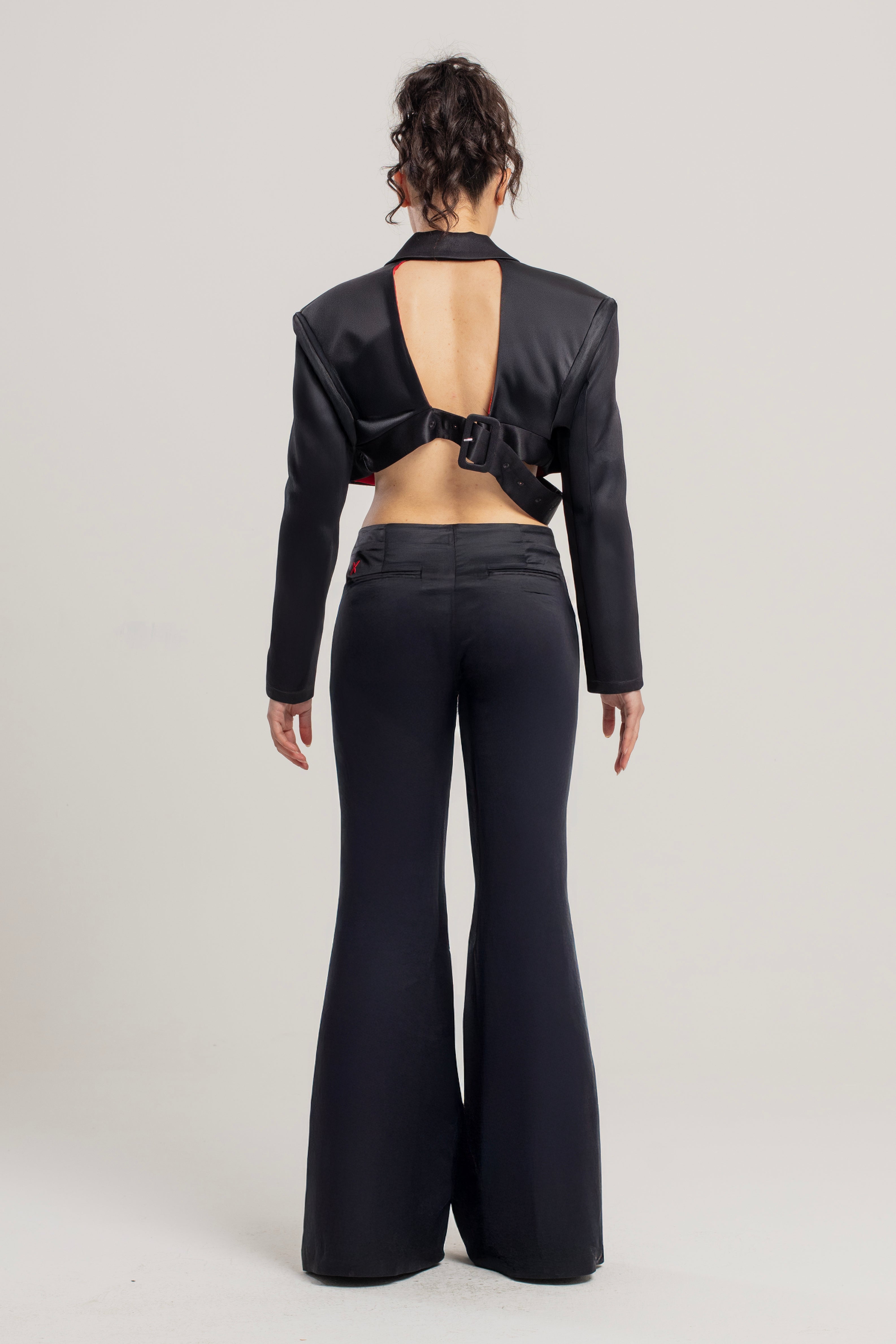 LINEN BLEND CROP SHINY WOVEN JACKET - JET BLACK